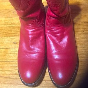 Red Justin boot size 11 1/2 D